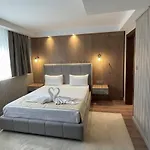 Volonte & Hotel *